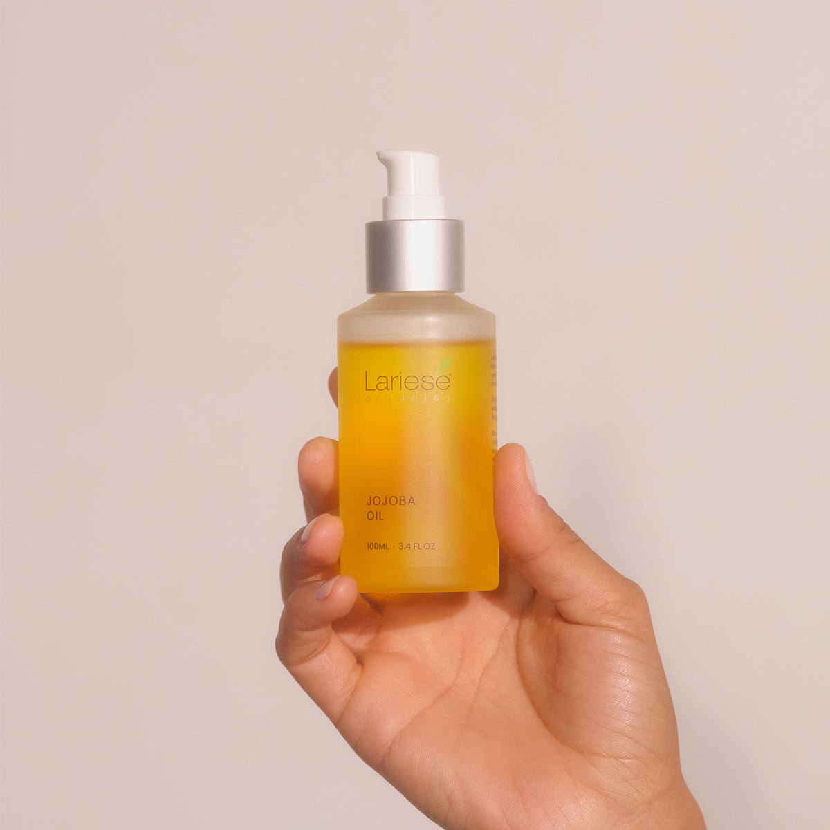 5 Reasons Why Jojoba Oil is the Best Essential Oil For Your Beauty Regimen - Lariese Organics