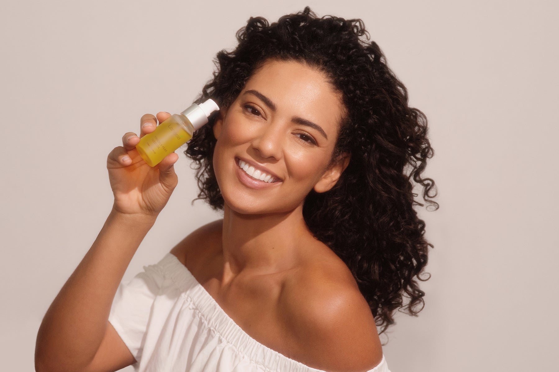 Top 5 Reasons To Add Prickly Pear Seed Oil To Your Skin Care - Lariese Organics